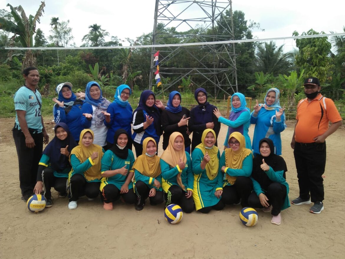 Menjaga Imunitas di Masa Pandemi, Perum Griya Asri Jaha Labuan Gelar Pertandingan Persahabatan Volly Ball dengan Tim Volly MTsN 2 Pandeglang			No ratings yet.		